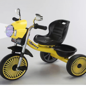 moto tricyle jaune avec phares